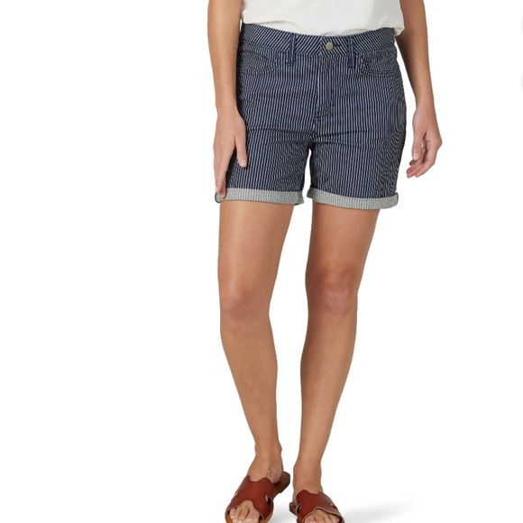 Lee Womens Midrise Railroad Stripe Cuffed 5” Cuffed Denim Shorts Size 16 - Picture 1 of 11